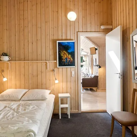 Prázdninový dům Tyyne - 250m From The Sea By Interhome *