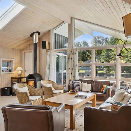 Сasa de vacaciones Tyyne - 250m From The Sea By Interhome *